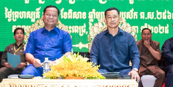 លោក លី វិចិត្រ ប្រធានសហភាពសហជីពសុភមង្គលកម្មករកម្ពុជា បានដឹកនាំ សមាជិក សមាជិកា និងក្រុមការងារ ចូលរួមពិធីអបអរសាទរខួបអនុស្សាវរីយ៍លើកទី១៣៩ នៃទិវាពលកម្មអន្តរជាតិ ១ ឧសភា