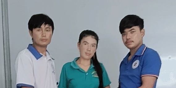 តំណាងសហជីពទឹកចិត្តស្រ្តីកម្ពុជា ប្រចាំក្រុមហ៊ុន ហ្សេនសែន ស៊ូ (ខេមបូឌា) ឯ.ក បានរៃអង្គាសថវិកាចំនួន១៤៣,១០០រៀលជូនកម្មការិនីម្នាក់ដែលឪពុករបស់គាត់បានទទួលមរណភាព
