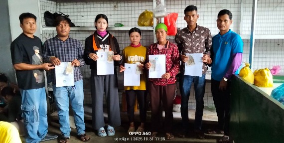 លោក មួន ម៉េង តំណាងសហជីពទឹកចិត្តកម្មករកម្ពុជា ប្រចាំក្រុមហ៊ុន ខាយណេង លេឌើរប្រដាក់ (ខេមបូឌា) ឯ.ក បាននាំយកប្រាក់ឧបត្ថម្ភចំនួន ១,២០០,០០០រៀលជូនសមាជិកសហជីពចំនួន២០នាក់