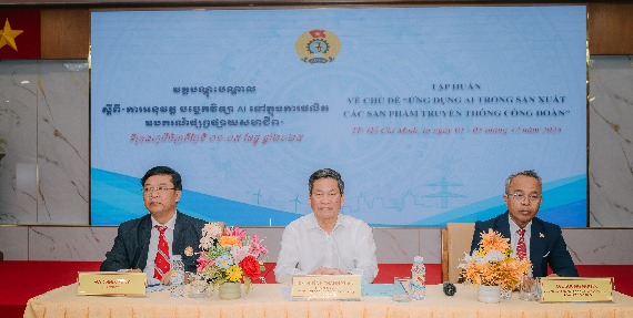 សហជីពកម្ពុជាបានចូលរួមសិក្ខាសាលា ស្ដីពីការអនុវត្តបច្ចេកទេស AI ក្នុងការផលិតឧបករណ៍ផ្សព្វផ្សាយ ដែលរៀបចំដោយ អគ្គសហព័ន្ធពលករវៀតណាម(VGCL)