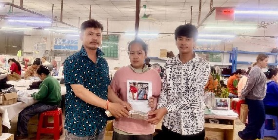 សហព័ន្ធសហជីពទឹកចិត្តយុវជនកម្ពុជា រៃអង្គាសថវិកាជួយរំលែកទុក្ខលំបាកកម្មការិនីដែលមានកូនមានជំងឺបេះដូង